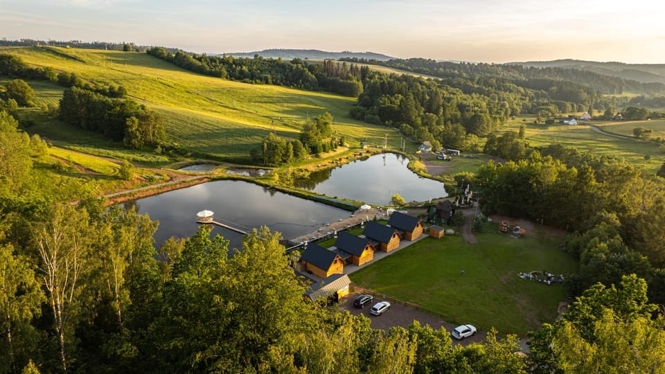 Domki Nad Stawami z Jacuzzi i Sauną 2 House in Lower Silesian Voivodeship