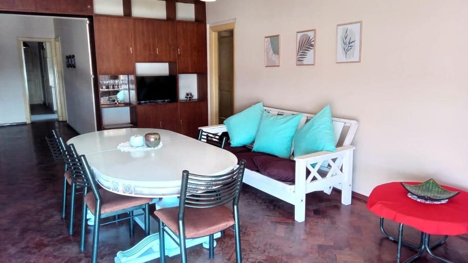 Departamento H Apartment in Mendoza
