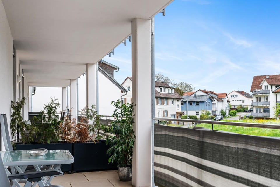 Property building, View (from property/room), Balcony/Terrace, City view