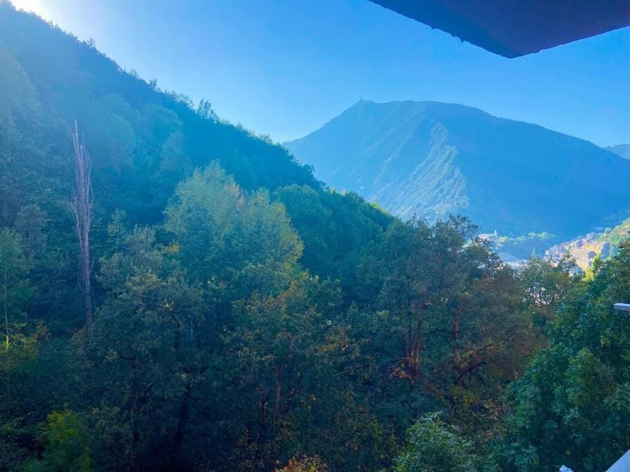 Espectacular Apartamento Con Vistas En Escaldes - 10min Caminando Al Centro - Parking Gratis l by BonesVacances Apartment in Andorra