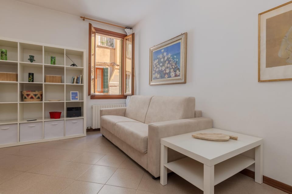 Ca' del Prete 728 - Venetian Home near Biennale Apartment in Lido di Venezia