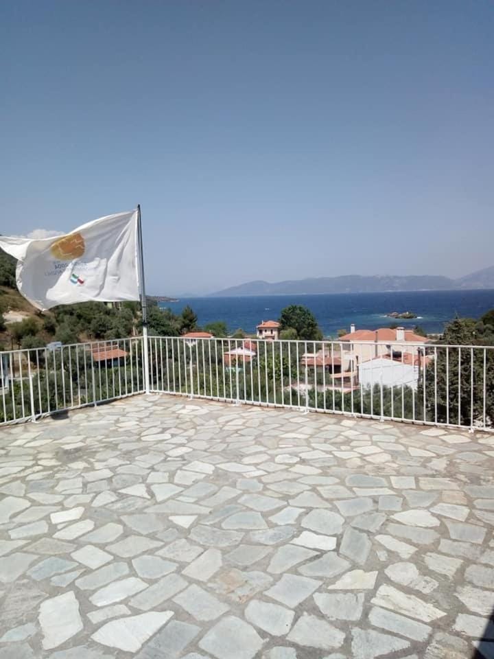 Inner courtyard view