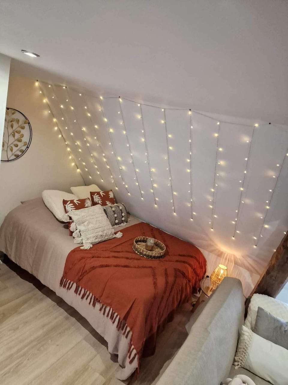 Bed, Bedroom