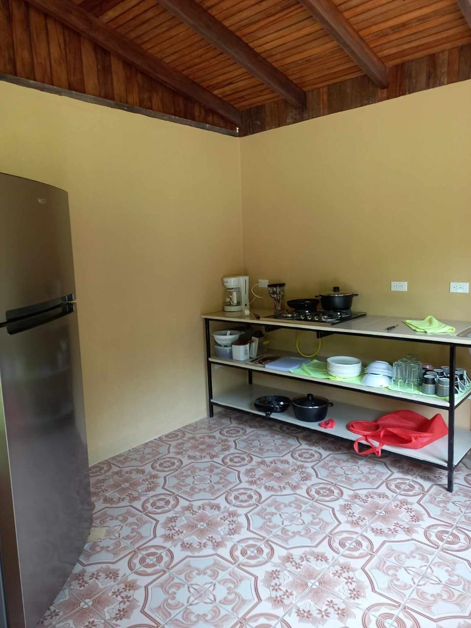 Surf Shack Room #3 Bed and Breakfast in Puntarenas Province