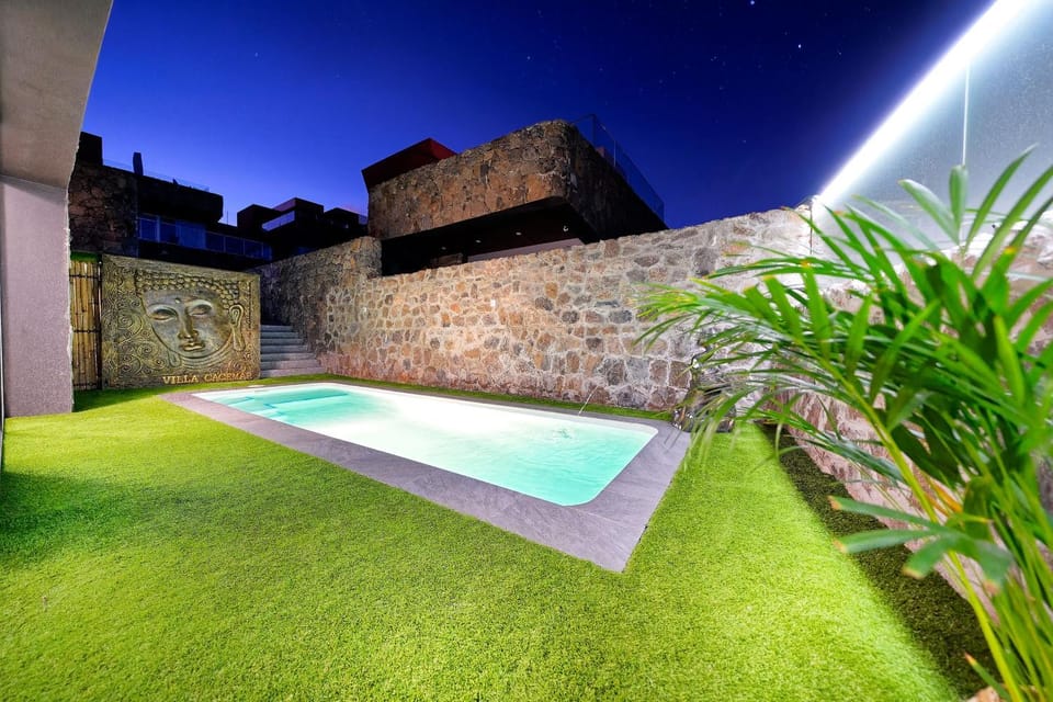 Night, Swimming pool, Swimming pool
