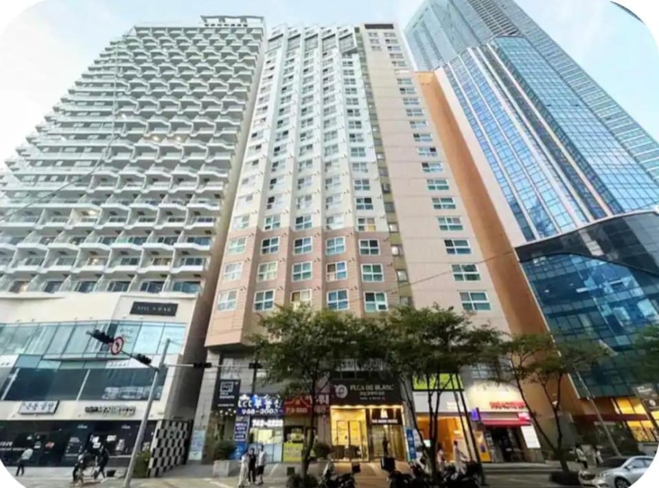 Haeundae Lavender House-Irua Apartment in Busan
