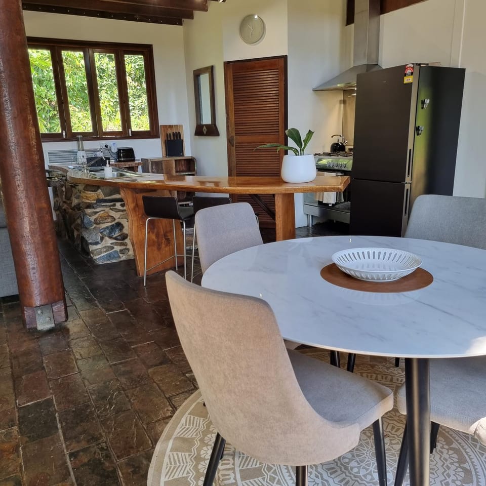 Eden Escape Villa in Diwan