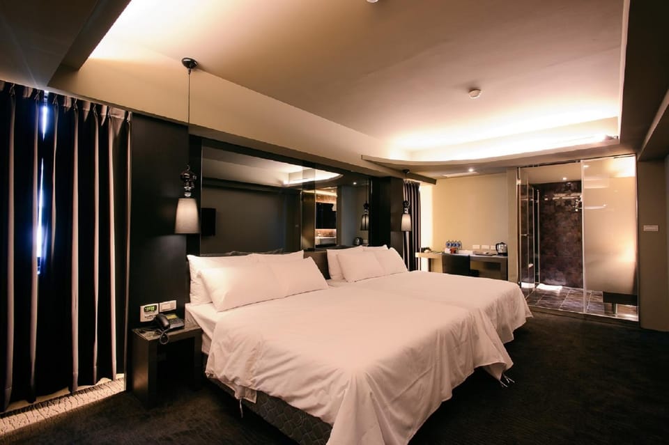 Photo of the whole room