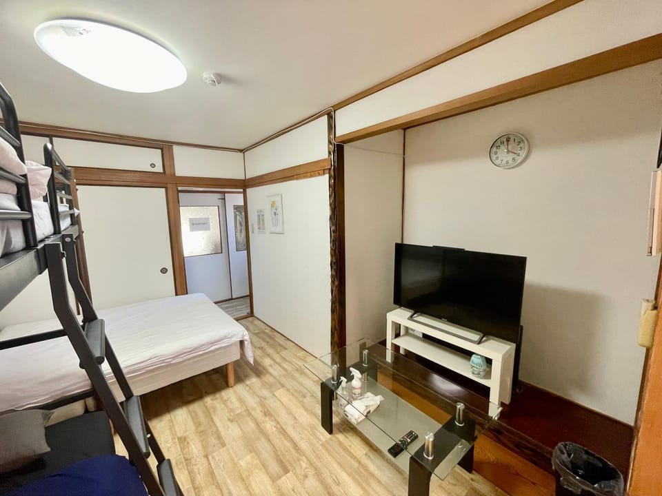 TV and multimedia, Bedroom