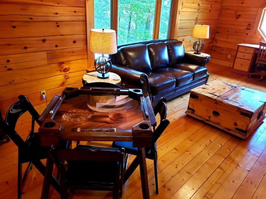 Smokey Mountain Retreat House in Maggie Valley