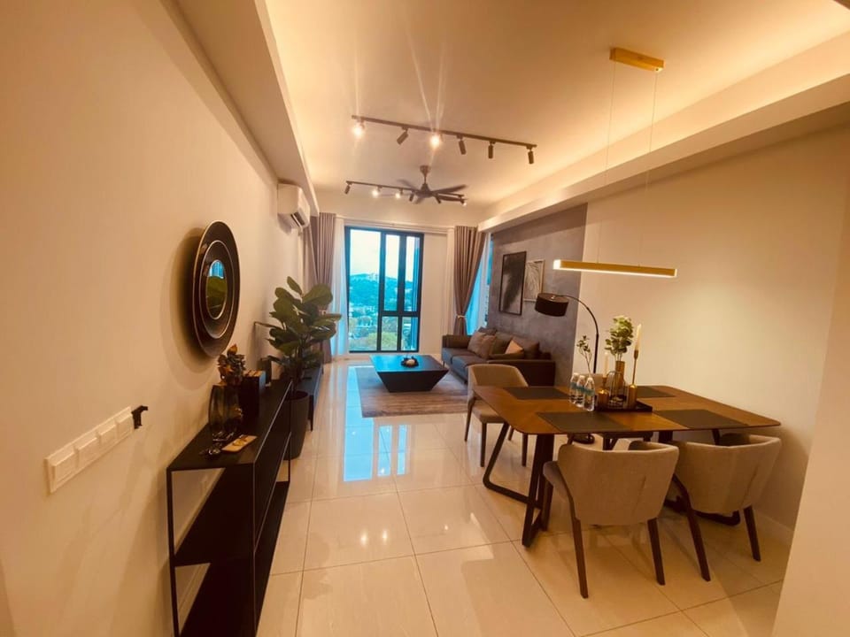 Seating area, Dining area