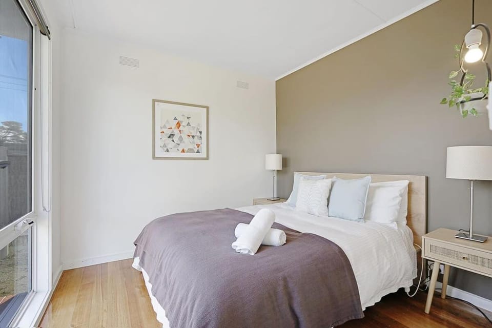 The Starfish Cottage - 250m to bay beach House in Melbourne
