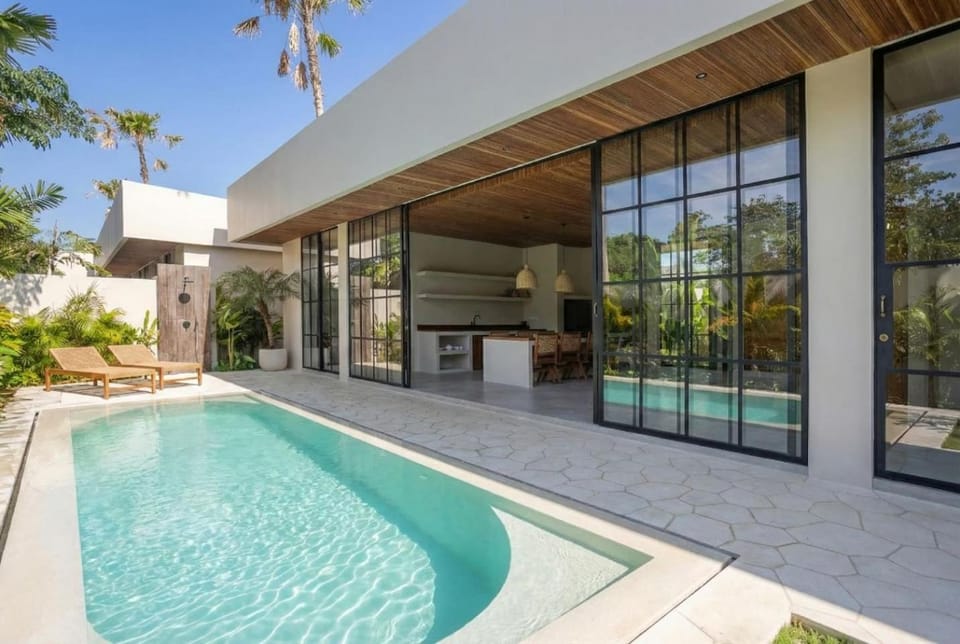 Property building, Pool view, Swimming pool