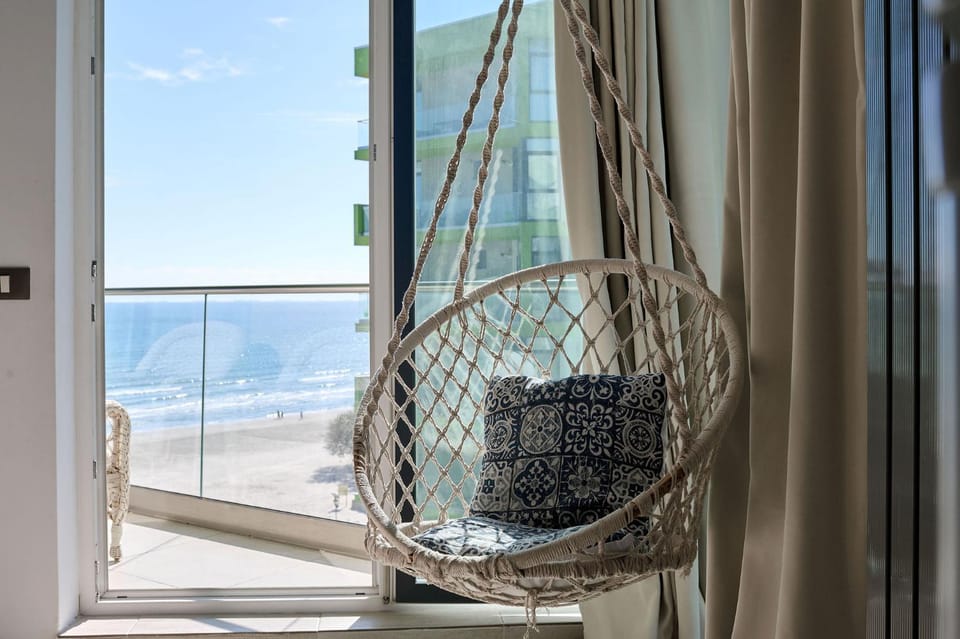 Living room, Sea view