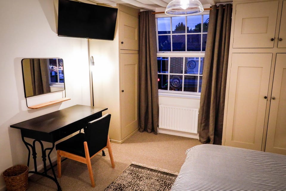 TV and multimedia, Bedroom