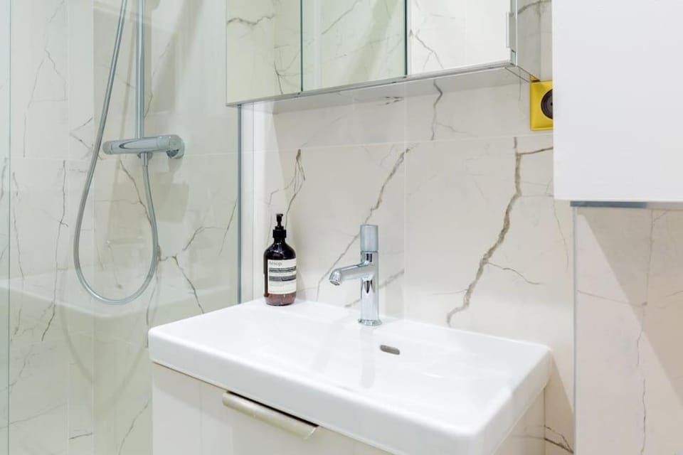 Perle des Champs-Elysées - Bail Mobilité Apartment in Paris