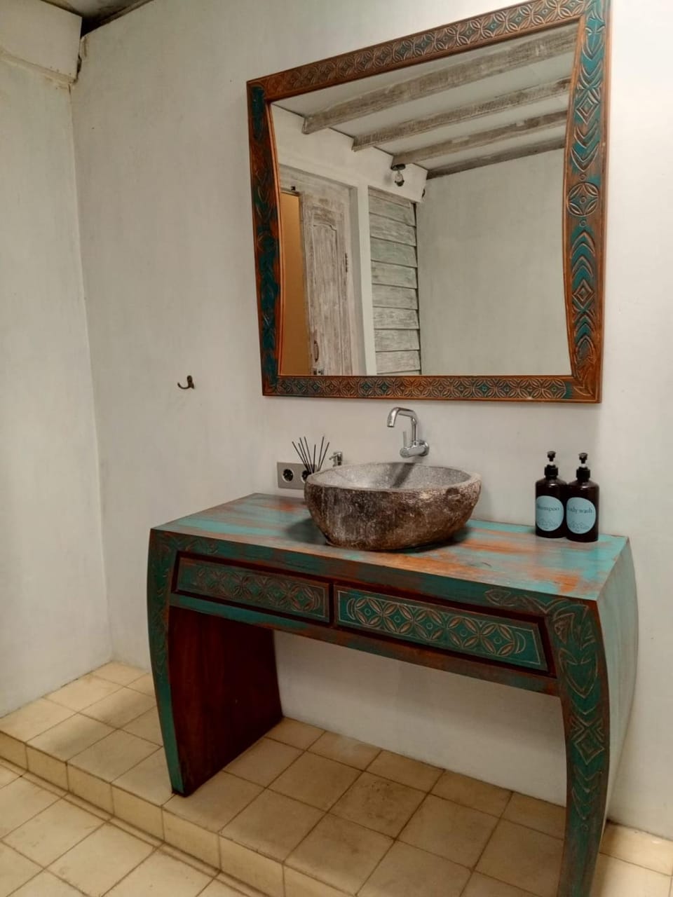 The Blue Joglo Jogja Apartment in Yogyakarta