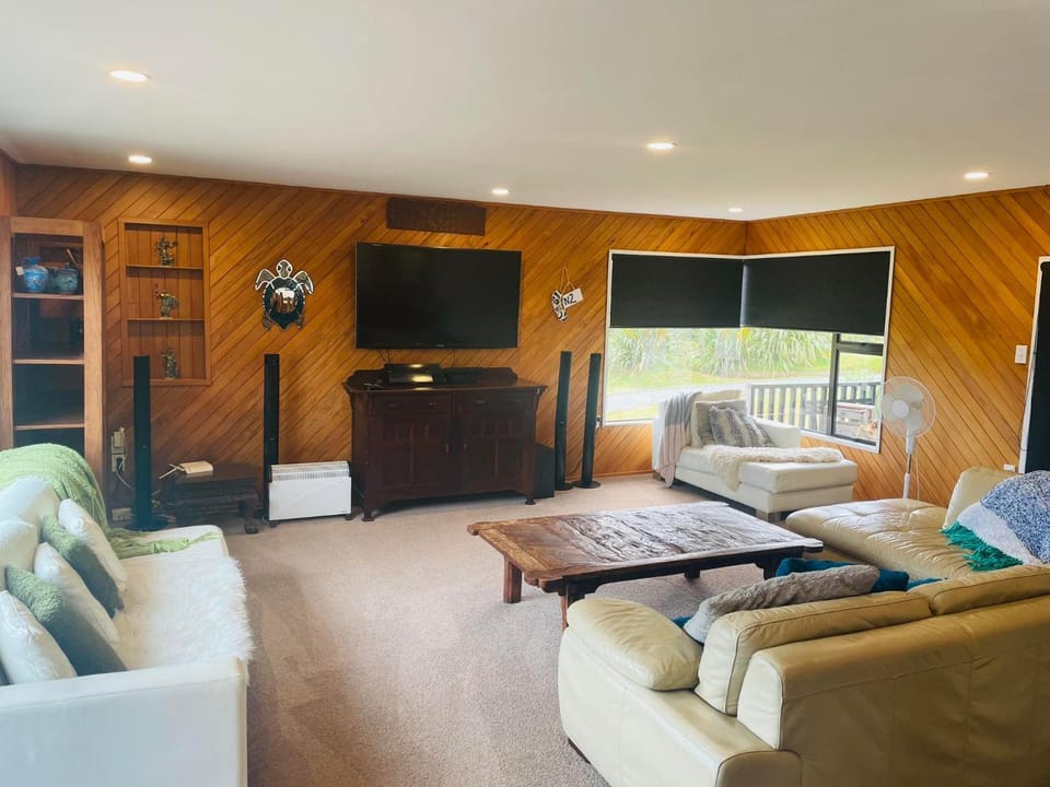 Te Papatapu Retreat House in Raglan