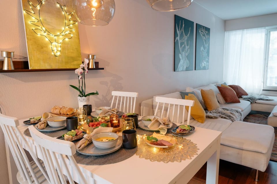 Living room, Seating area, Dining area