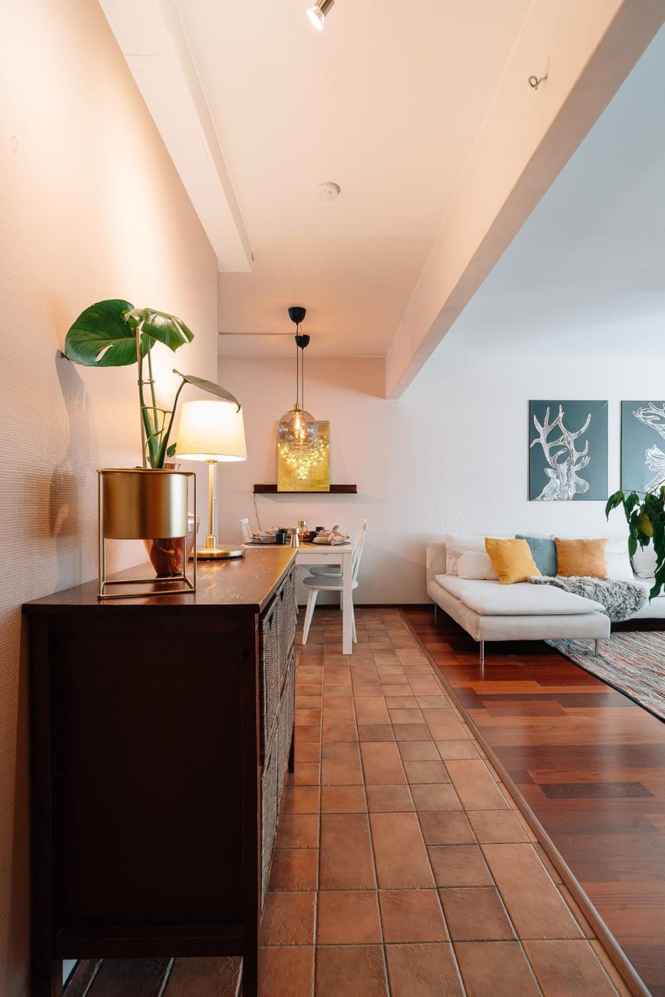 Photo of the whole room, Seating area, Bedroom