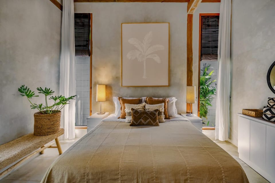 Bed, Photo of the whole room, Bedroom, internet, air conditioner