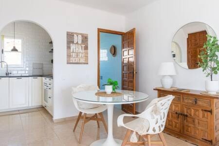 SHR050 Casa Las Mimosas Apartment in Nerja