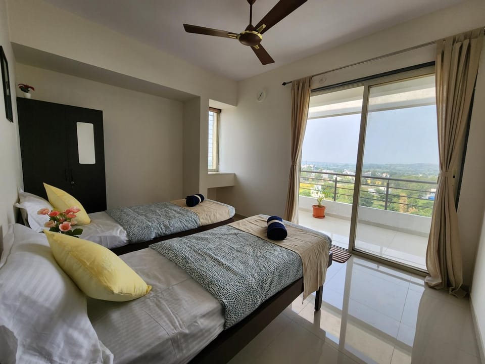 Natural landscape, Bedroom, Mountain view