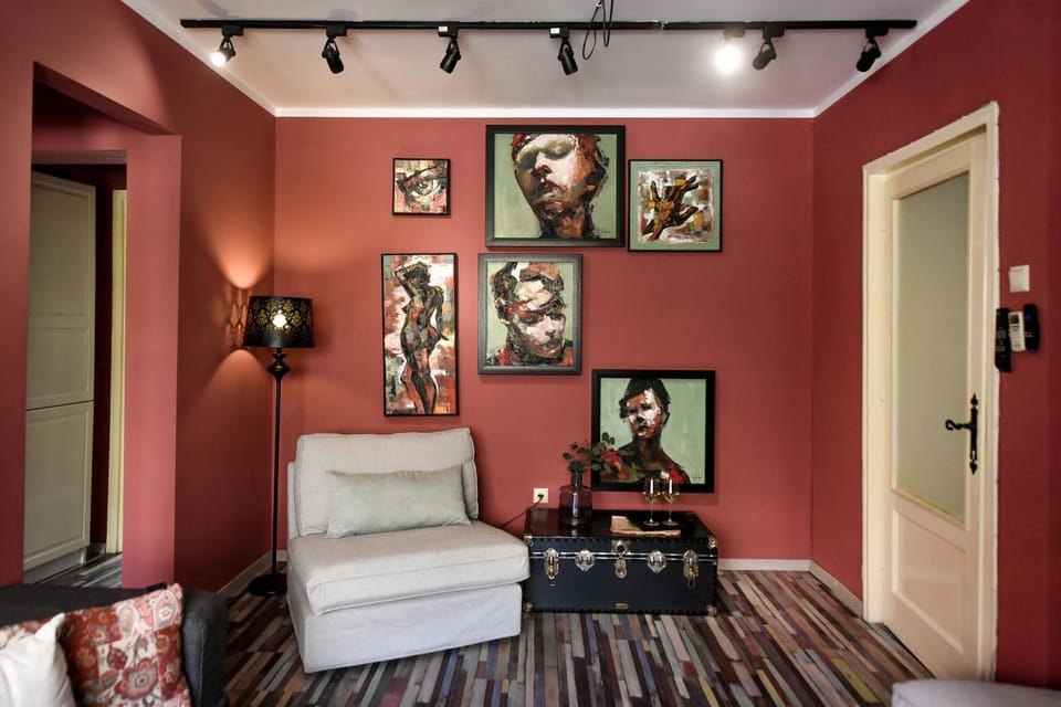 Living room, Decorative detail, Seating area