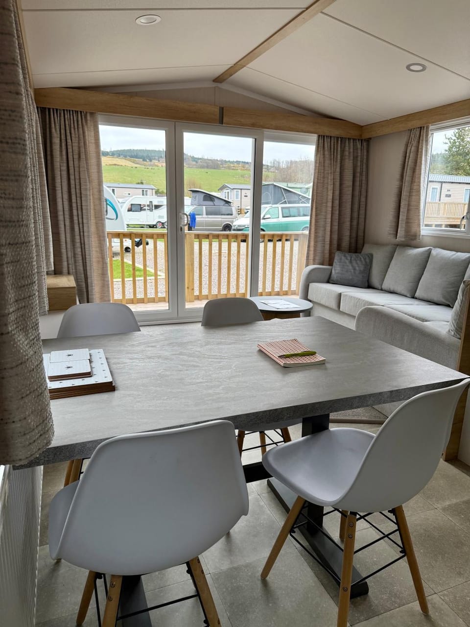 The Ghillie's Van - Beautiful, luxury static caravan Campground/ 
RV Resort in Scotland