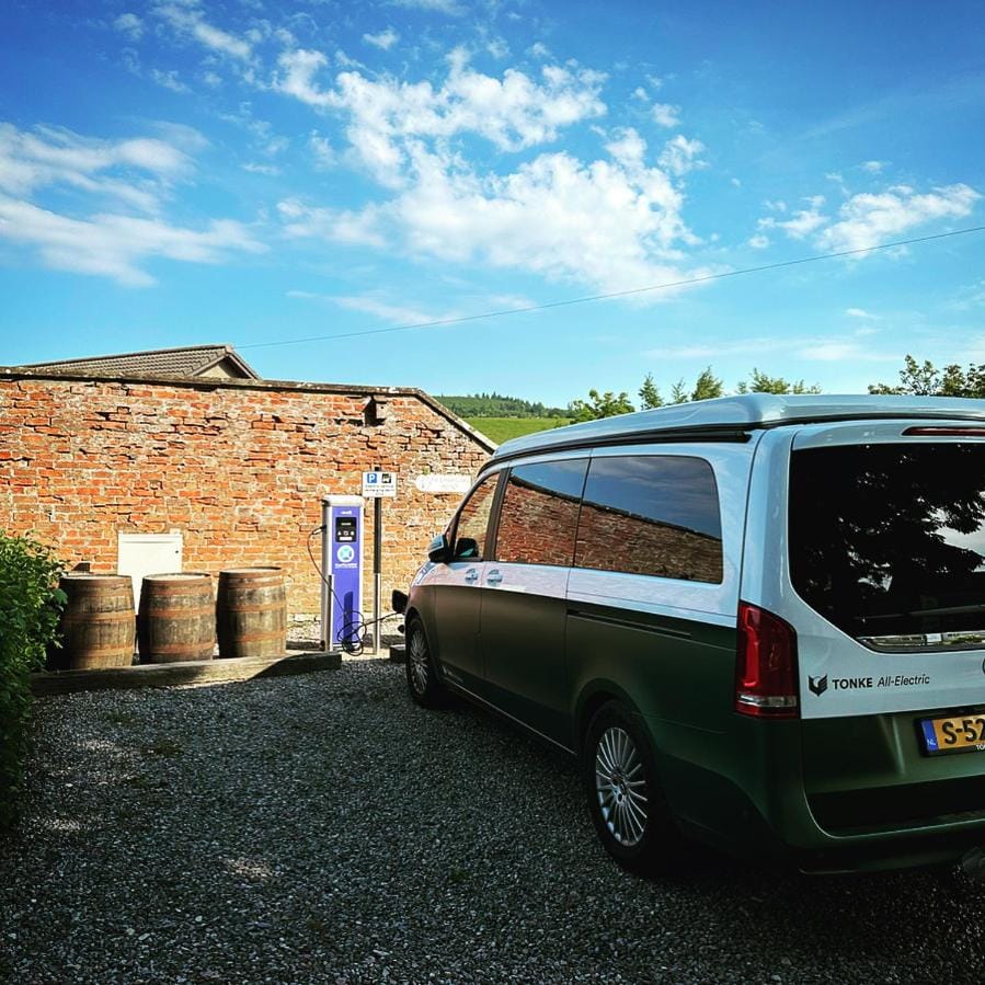 The Distiller’s Van - Beautiful, luxury static caravan Campground/ 
RV Resort in Scotland