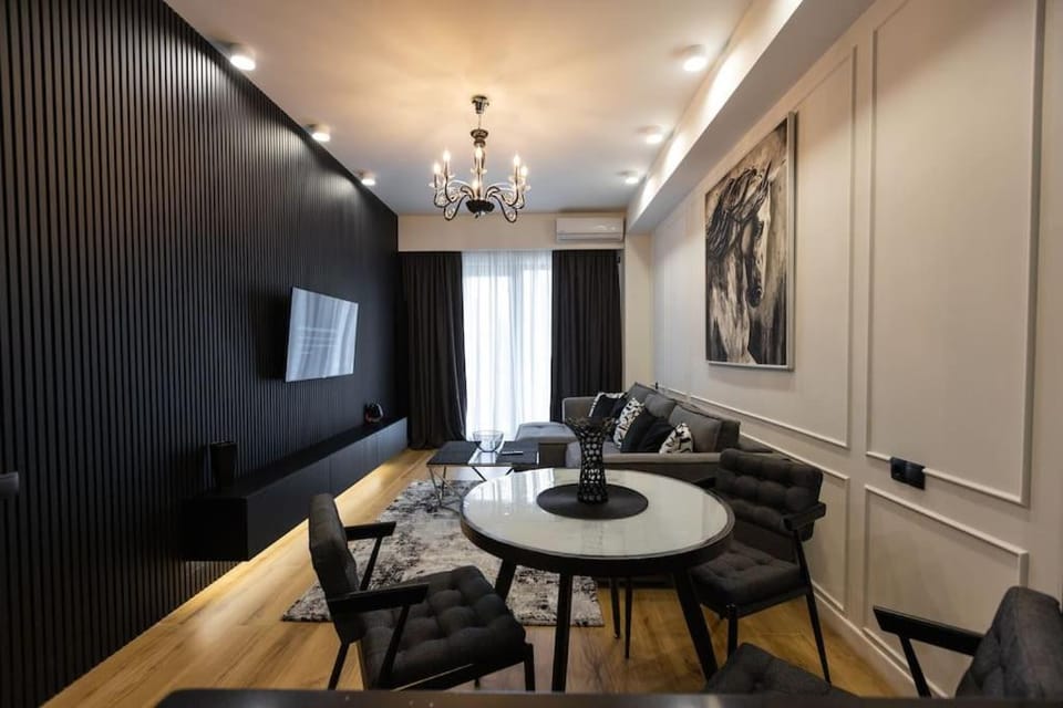 Living room, Seating area, Dining area