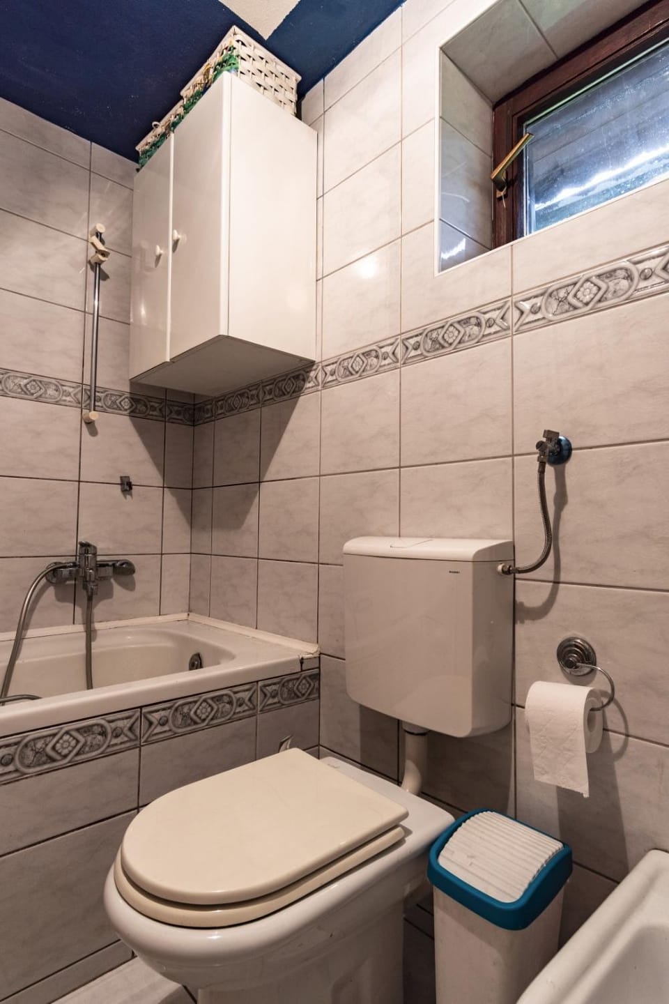 Toilet, Bathroom, Bath