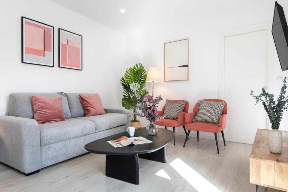 TV and multimedia, Living room, Seating area
