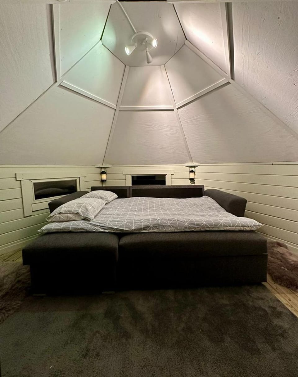 Camp Caroli Hobbit Hut Chalet in Norrbotten County, Sweden