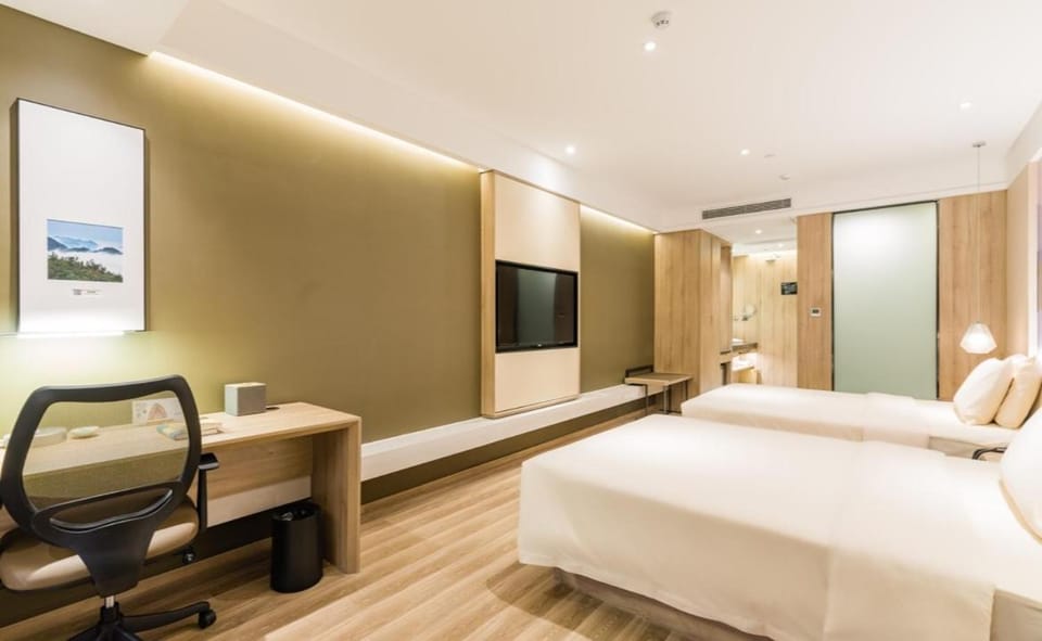 Atour Hotel Hangzhou West Lake Cultural Plaza Shangtang Road Hotel in Hangzhou