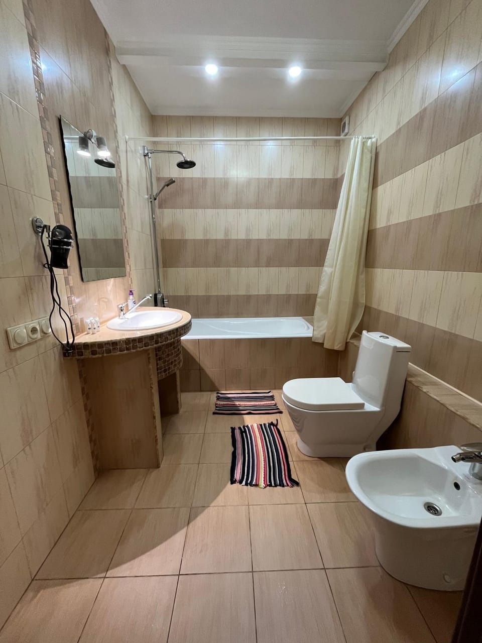 Toilet, Bath, bidet