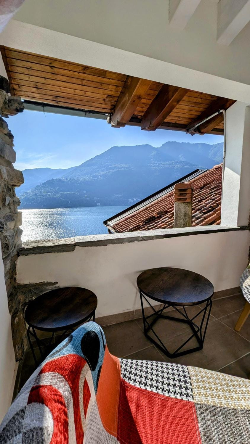 Natural landscape, Balcony/Terrace, Mountain view