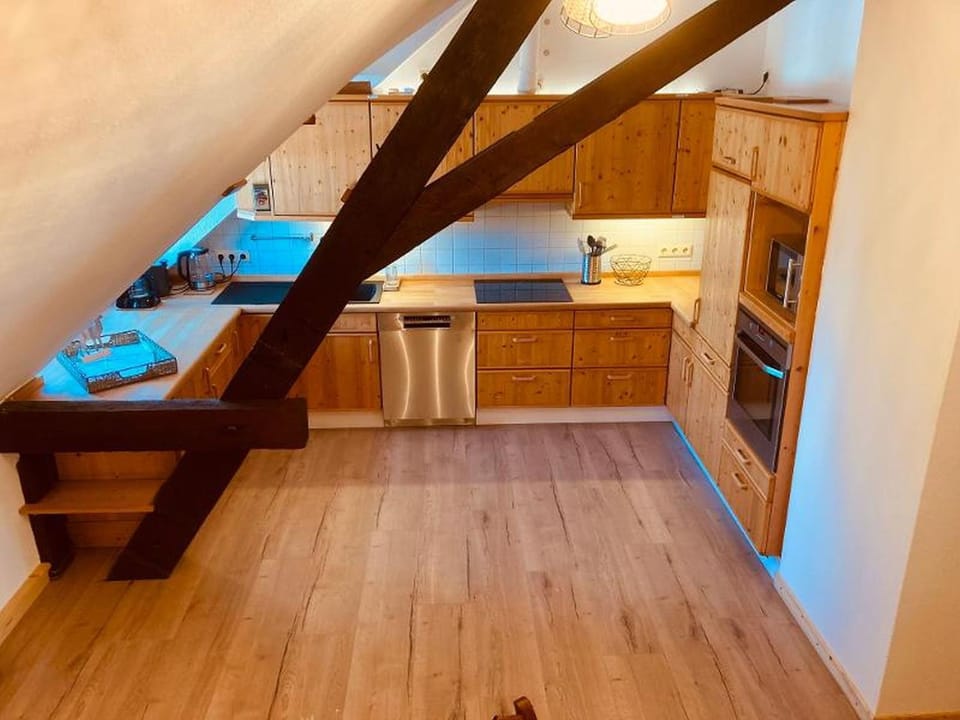 Property building, Kitchen or kitchenette, Living room