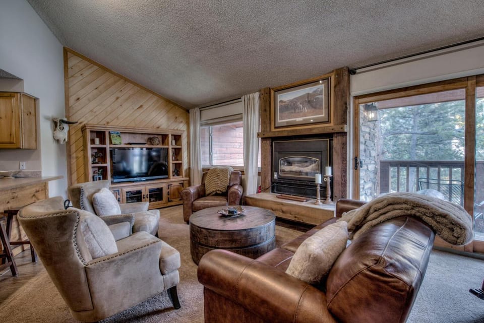 3bd Ski-in Top Floor &Walk to Main Street House in Breckenridge