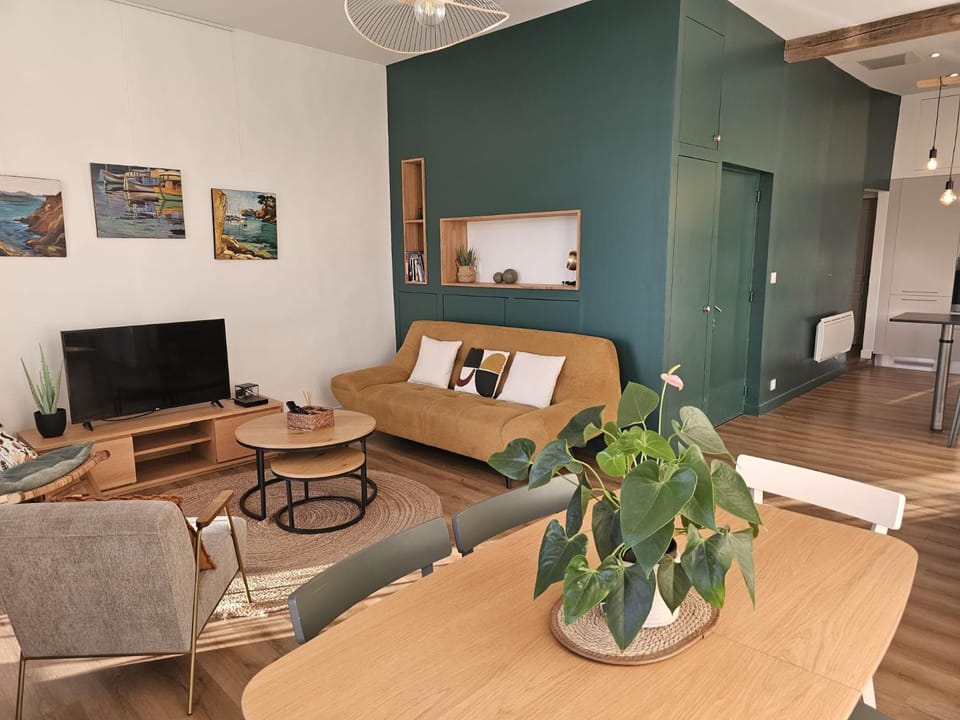 Magnifique 3 chambres, vue sur le port, clim. Apartment in La Ciotat