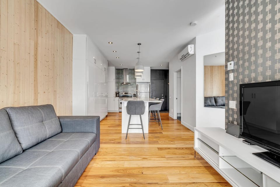 TV and multimedia, Kitchen or kitchenette, Living room