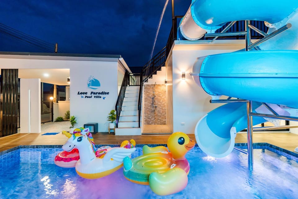 บ้านพักพูลวิลล่า love paradise ชะอำ Villa in Thailand