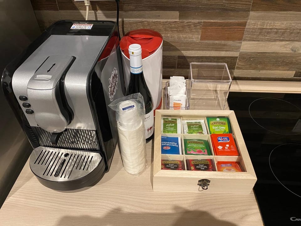 Coffee/tea facilities