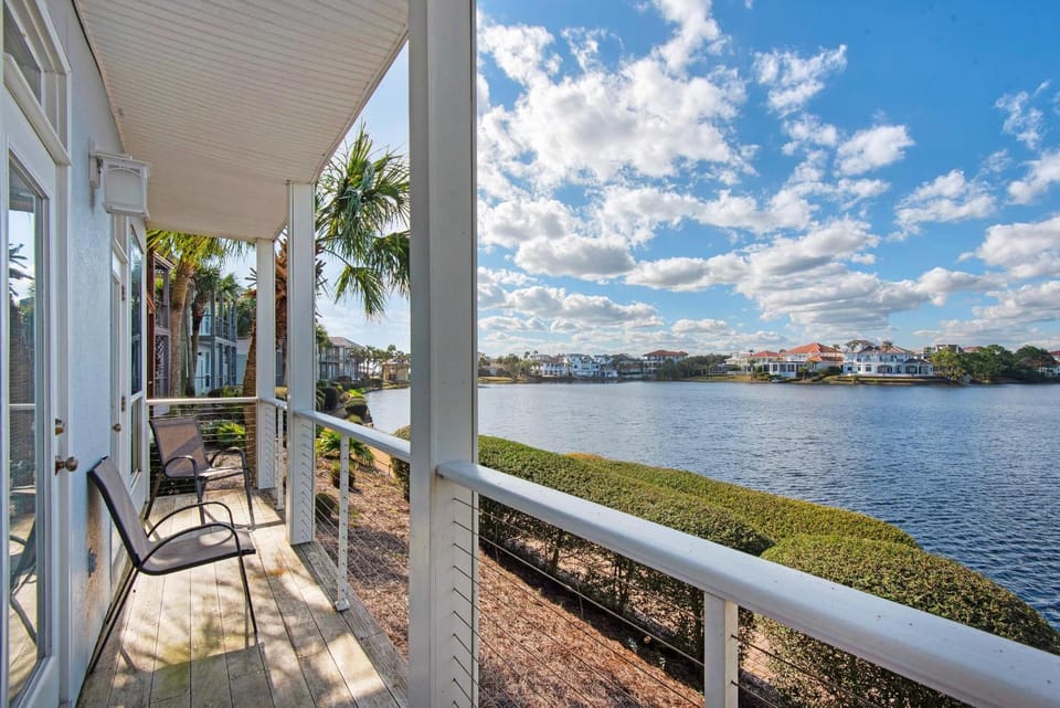 Destiny Beach Villas #11B- Beach Oasis House in Destin
