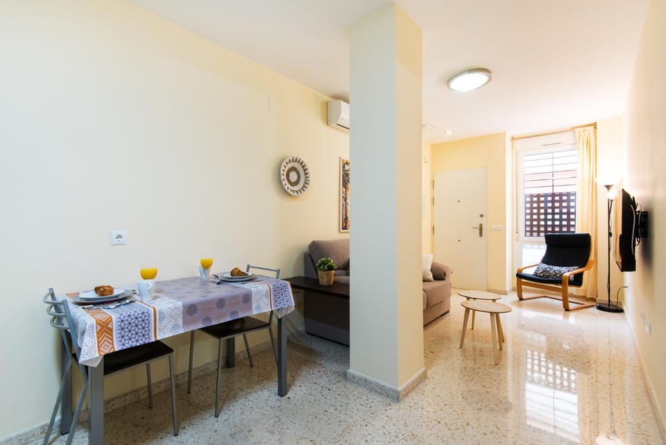 TV and multimedia, Living room, Dining area