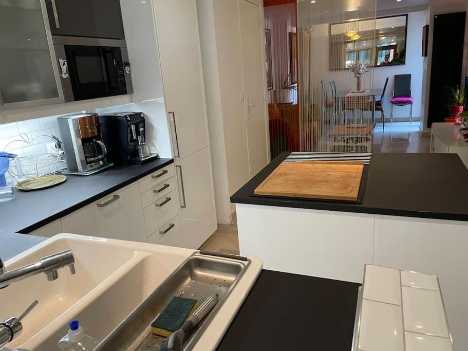 ChezAdrienParis - Appartement de 90m2 en souplex Apartment in Paris