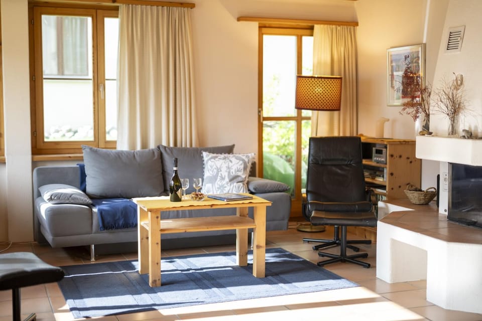 Communal lounge/ TV room, Living room