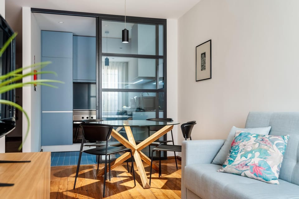 Kitchen or kitchenette, Living room