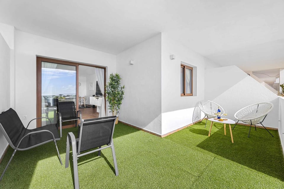 HOLYHOME SEAVIEW Apartment in Costa Teguise