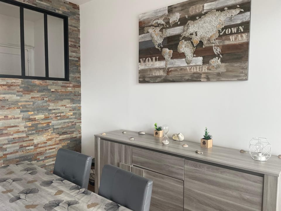 Jaurès-Pilier rouge/App spacieux/3 chambres/6 pers Apartment in Brest